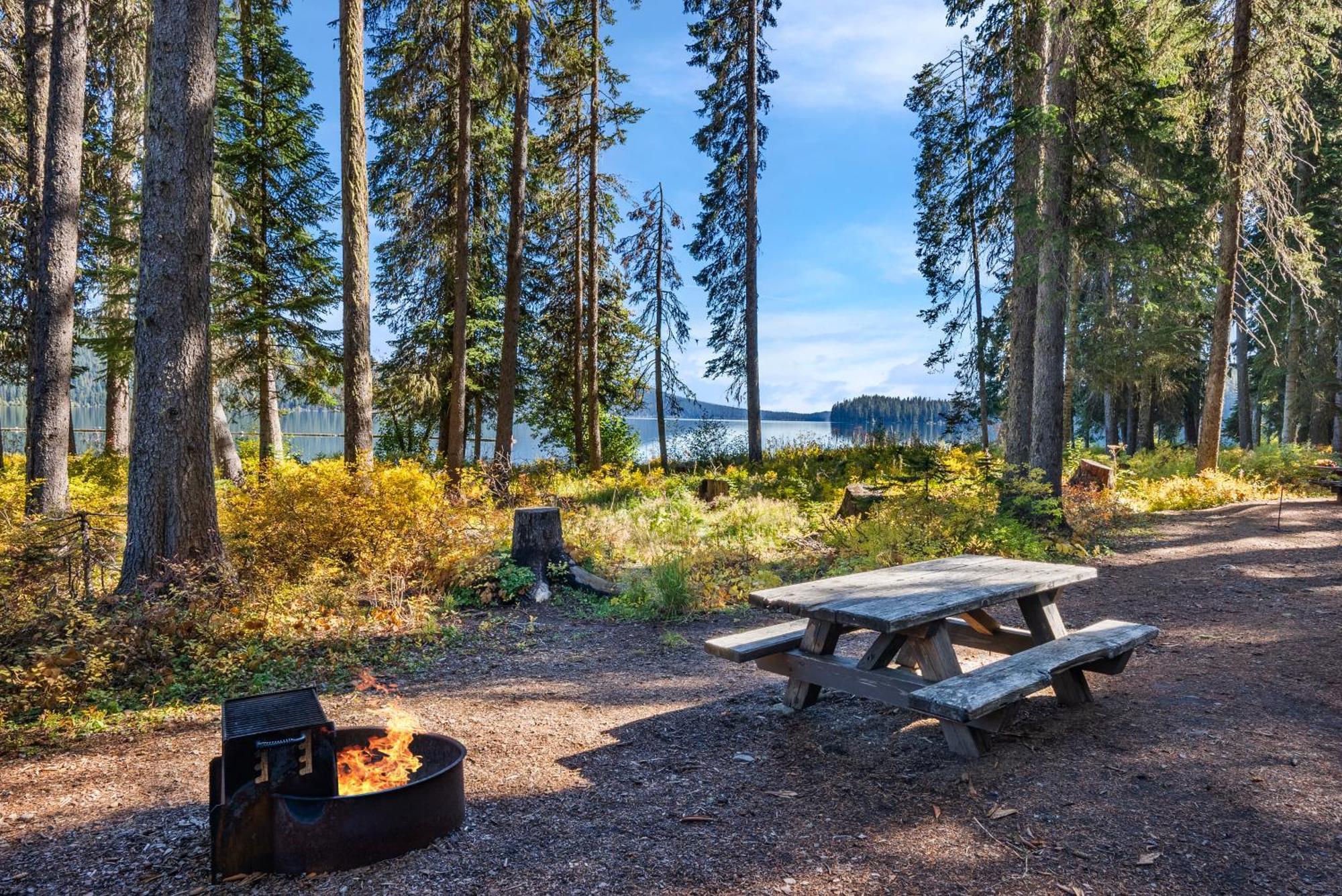 谢尔特湾度假村及码头露营地 Odell Lake 外观 照片